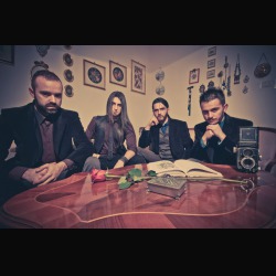 Awake For Days: di supporto ai Testament