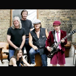 AC/DC: Fink, “I media hanno distorto le mie parole”