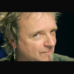 Aerosmith: Joey Kramer ringrazia i fans ed annuncia la ripresa del tour