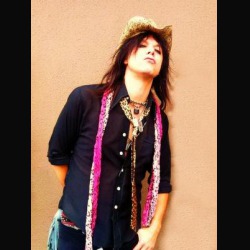 L.A. Guns: si separano dal bassista Scotty Griffin