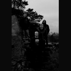 Decaying: teaser di “One To Conquer”