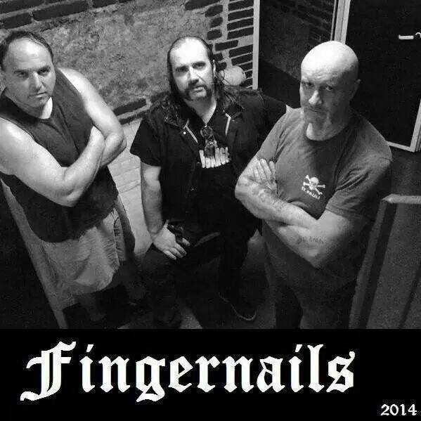 FINGERNAILS BAND