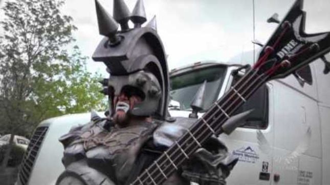 5C76453C gwar bassist beefcake the mighty calls it quits image