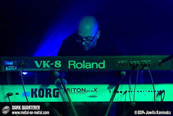 Dark Quarterer live 110