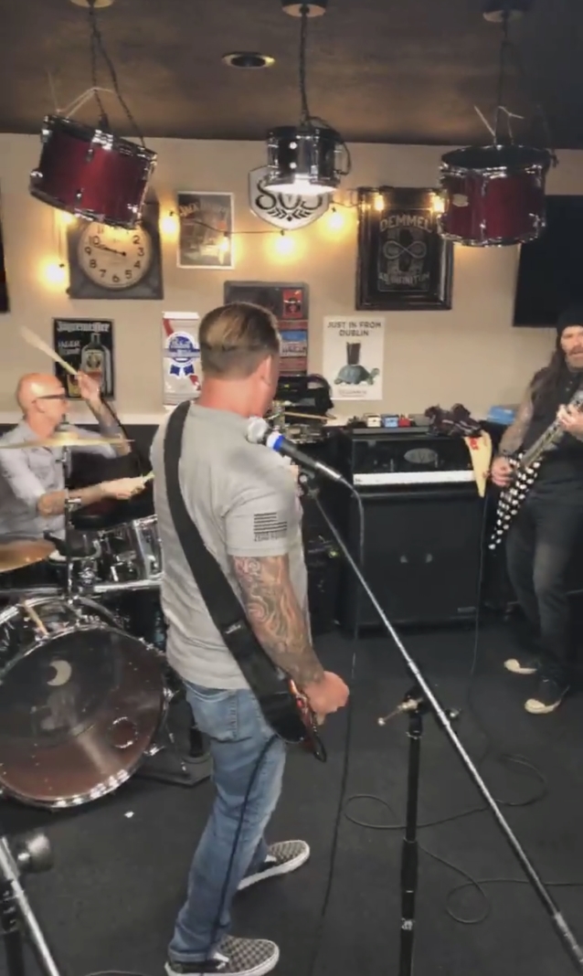 adamducedavemcclainphildemmeljuly2019playing 638