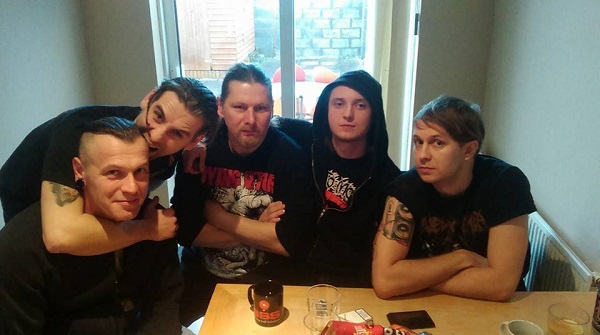 Band T
