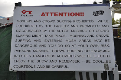 1024px No moshing sign, Bumbershoot 2010