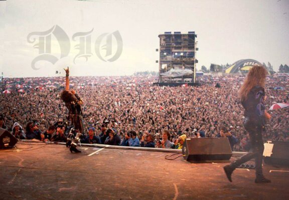 Ronnie James Dio: Wendy Dio, ‘A maggio tornerà il suo ologramma’