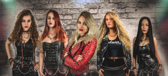 Burning Witches: lanciano la prima parte della serie
“The Devil’s Archives”