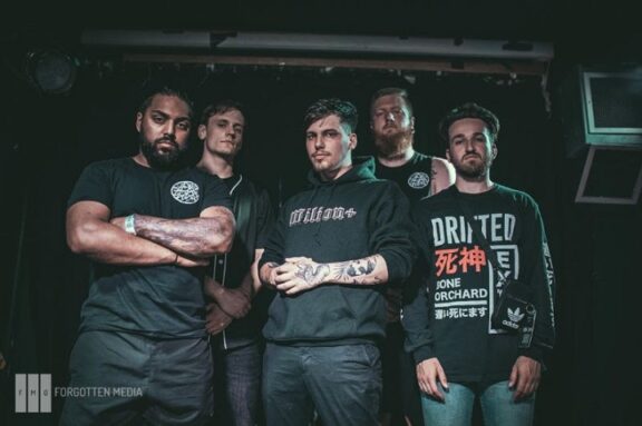 Distant: ascolta la nuova canzone ‘Argent Debt’