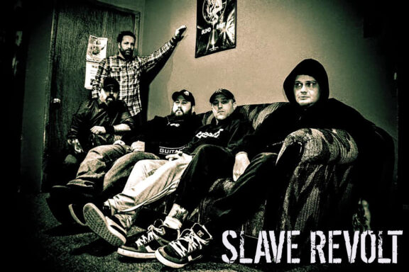 Slave Revolt: pubblicato il music video di ‘Organic Robot’ (con Jim Acevedo)