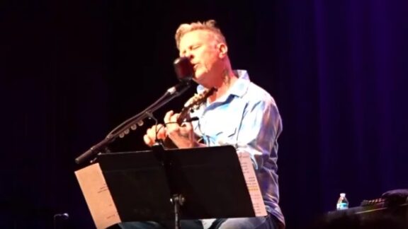 Metallica: prima esibizione dal vivo di James Hetfield dopo la riabilitazione dalla dipendenza dall’alcol