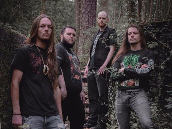 Cemetery Filth: Unspeakable Axe Records diffonde due pezzi tratti dal debutto “Dominion”
