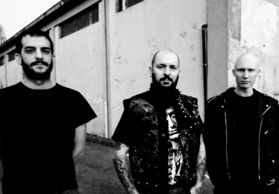 Crash Burn Inferno: il nuovo EP “Electric Church of the Middle Finger”