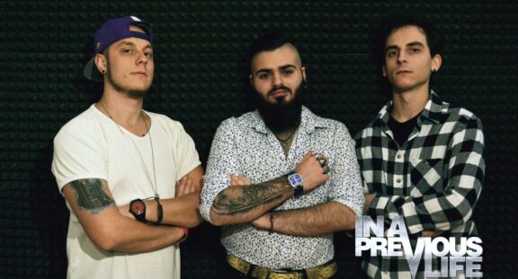 In A Previous Life: guarda il nuovo video ‘The World’s So Fucked Up’