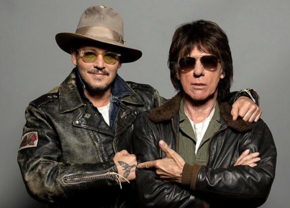 Jeff Beck e Johnny Depp: insieme per la cover ‘Isolation’ di John Lennon