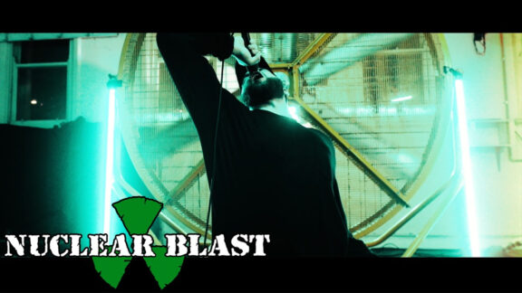 Aversions Crown: pubblicato il video del secondo singolo ‘Born in the Gutter’