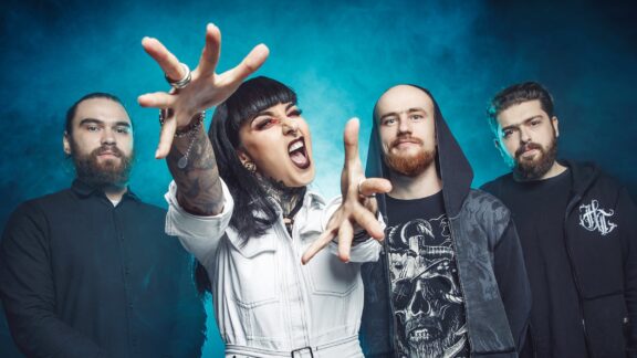 Jinjer: il drum playthrough del brano ‘Under The Dome’