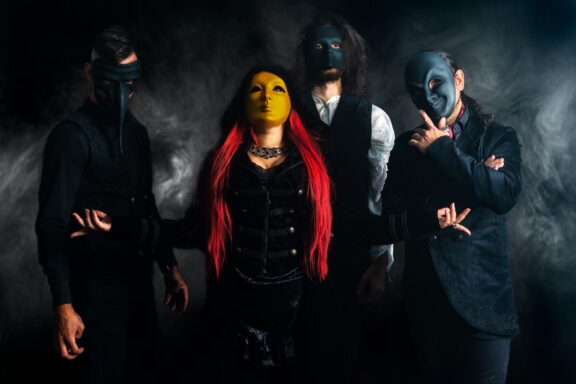 Red Masquerade: collaborazione con InfinityHeavy