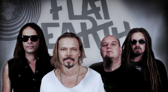 Flat Earth (ex-Him, ex-Amorphis): il lyric video di ‘Neverhappy’