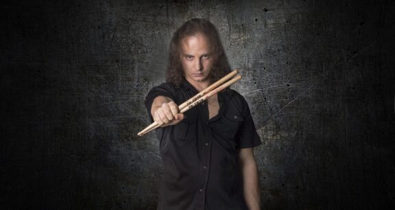 StratofortesS: David Folchitto super-ospite