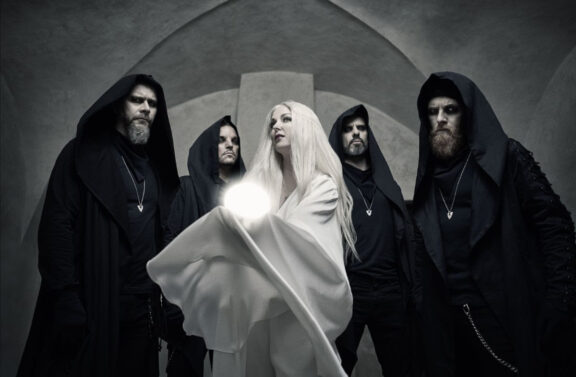 Dark Sarah: pubblicato il terzo singolo ‘Illuminate’, guarda il video