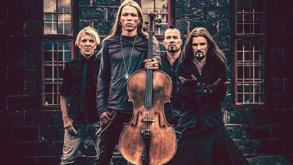 Apocalyptica: il nuovo singolo ‘Talk To Me’ feat. Lzzy Hale (Halestorm)