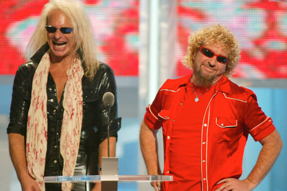 Sammy Hagar: ‘condividere il palco con David Lee Roth? Farà sempre qualcosa per farti fare brutta figura e farsi bello’