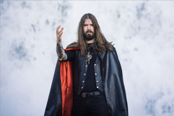 Hjelvik: pubblicato il videoclip di ‘Helgrinda’