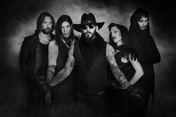 The Black Capes: Gothic Rock dalla Grecia, il singolo ‘Sprinkle Your Sand Morpheus’