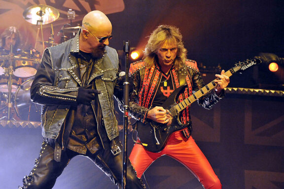 Judas Priest: Rob Halford, ‘Glenn Tipton è un uomo straordinariamente forte, non si arrende e lotta’