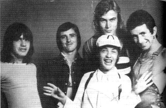 AC/DC: morto l’ex bassista Paul Matters