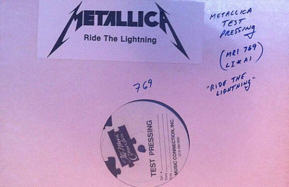 Metallica: il test pressing in vinile di “Ride The Lightning” venduto per $5,000.00