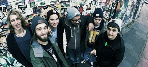 Dead Like Juliet: rilasciato il singolo ‘Save Me’, con tematiche su depressione e suicidio
