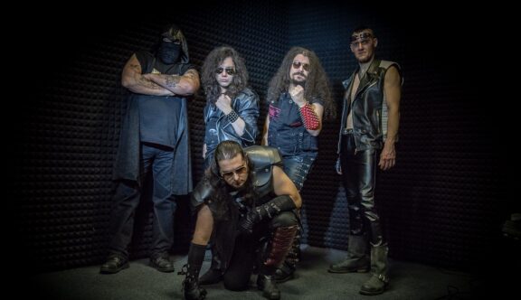 Evilizers: ascolta il primo singolo e il lyric video ‘Holy Shit’