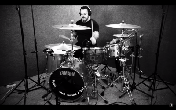 Sepultura: il playthrough di batteria di ‘Itsari’ di Igor Cavalera