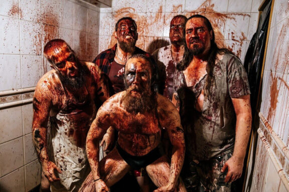 Cannibal Accident: la death-grind band finlandese lancia il nuovo lyric video ‘Delete the Elite’