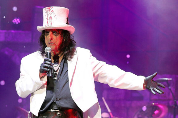 Alice Cooper: il sindaco di Milwaukee proclama l'”Alice Cooper Day”
