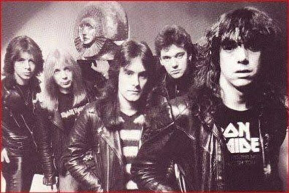 Iron Maiden: Dennis Stratton, ‘sono stato io ad avere l’idea di usare le chitarre armonizzate, il tratto distintivo della band fino ad oggi’