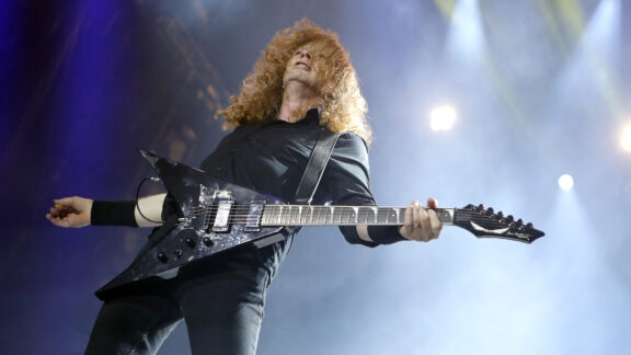 Megadeth: Dave Mustaine, ecco come suonare ‘Symphony of Destruction’; video
