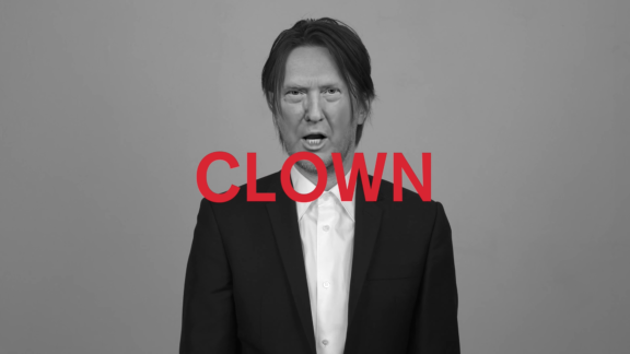 Steven Wilson: diventa Donald Trump, Mark Zuckerberg, Scarlett Johansson e altri nel video di ‘Self’