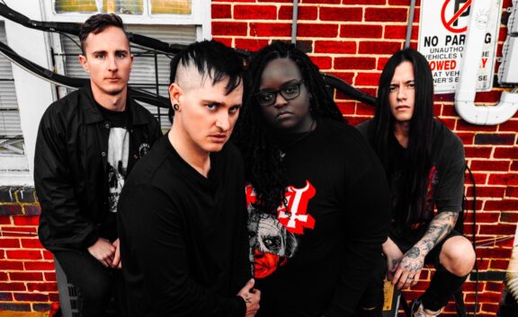 Tetrarch: le versioni acustiche di due brani, tra cui una cover dei Mudvayne