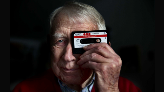Lou Ottens: è morto a 94 anni il padre della musicassetta