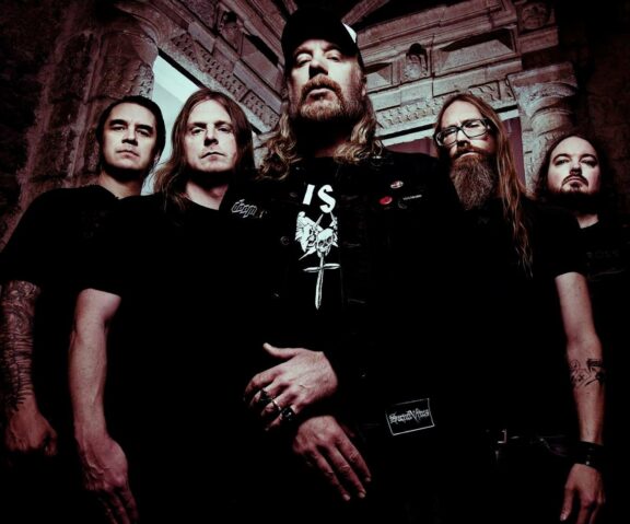 At The Gates: ascolta il nuovo brano ‘Spectre Of Extinction’