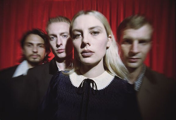 Wolf Alice: ‘Smile’, nuovo singolo & video dal terzo LP in arrivo a giugno