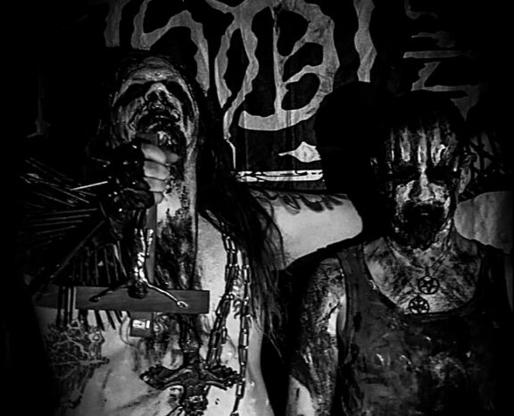 Chotzä: ascolta il ‘Schtumpf isch Trumpf’ dalla ri-registrazione del debut-album “Plump u Primitiv”