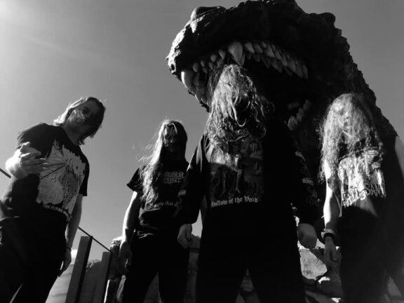 Oxygen Destroyer: il video di ‘The Plague Spreading Horror from 20,000 Fathoms’