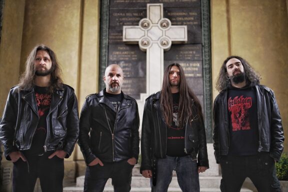 Dark Redeemer: siglato l’accordo discografico con Blasphemous Records
