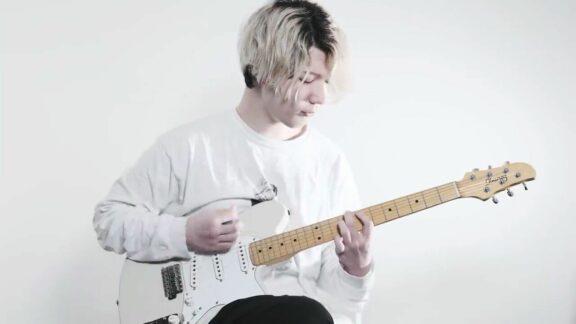 Ibanez Guitars: Ichika Nito entra nel roster, la chitarra signature ICHI10