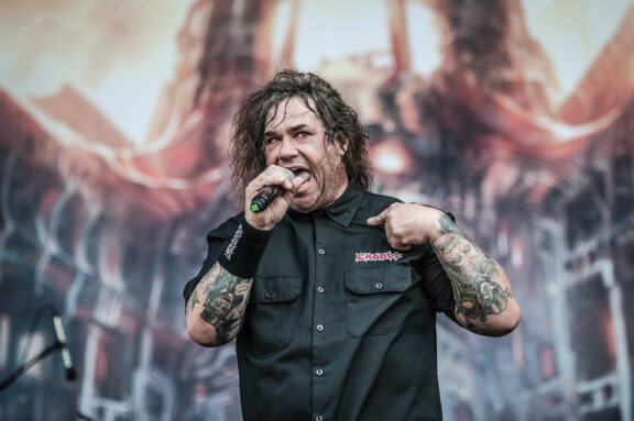 Exodus: Zetro Souza, “L’industria del vinile è indietro di 6 mesi, ma vi garantisco che il nuovo album uscirà a novembre”